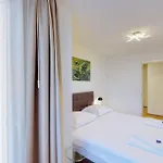 Executive 1bd Flat Center - Hoesch 4